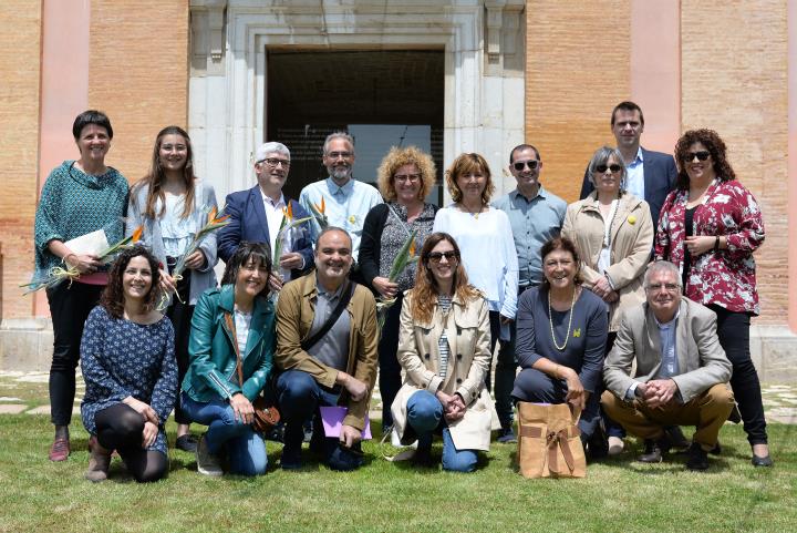 Els guanyadors dels premis Eugeni Molero i Albert Virella i Blosa amb els jurats dels premis. CC Garraf