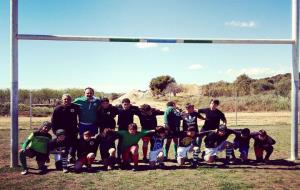 Els jugadors Rugbi Nova Olivella a la trobada d'escoles de Sitges. Eix