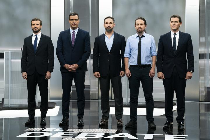 Els representants polítics abans de començar el debat de TV3 el 5 de novembre del 2019. ACN