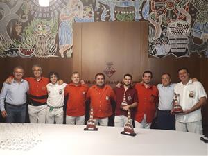 Els Xicots de Vilafranca completen per la Diada del Roser la primera clàssica de castells de 8 de la temporada