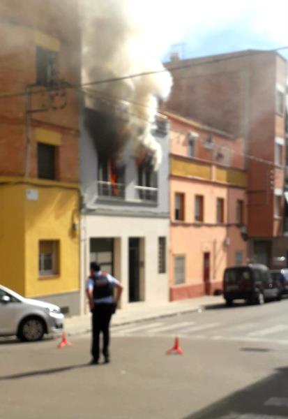 Ensurt a Sant Sadurní per l'incendi en un habitatge familiar . Ajt Sant Sadurní d'Anoia