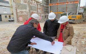 Es completa l'enderroc de l’estructura del teatre de les Roquetes