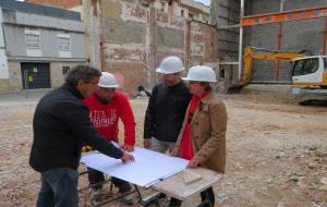 Es completa l'enderroc de l’estructura del teatre de les Roquetes