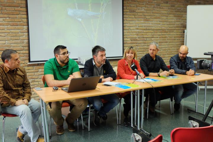 Es presenta el curs “Ocells i natura al Penedès” impartit per Xavier Bayer i pensat per als aficionats a l’ornitologia. Ajuntament de Vilafranca