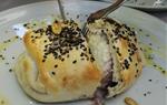 Es presenta la pizza del teatre amb motiu del desè aniversari del Teatre Àngel Guimerà del Vendrell. Ajuntament del Vendrell
