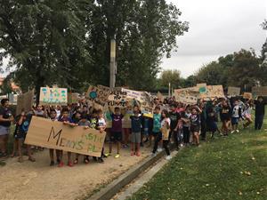 Escoles i instituts de l'Arboç s'han mobilitzat per fer un crit d'alerta contra el canvi climàtic