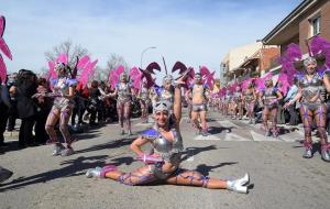 Èxit de participació en la rua de carnaval de Santa Margarida i els Monjos