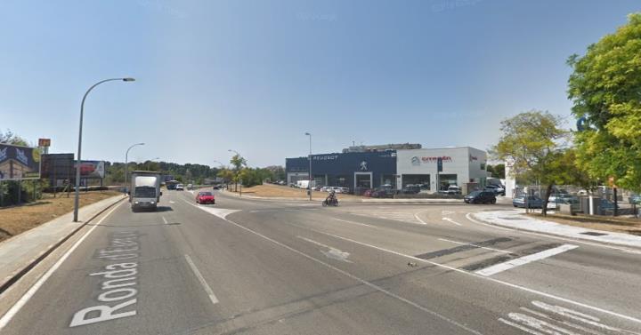 Ferit greu un motorista de 39 anys en un accident de trànsit a Vilanova. Google Maps