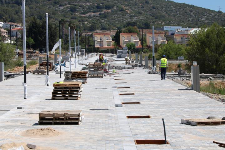 Gran pla general del sector la Plana de Sitges, en ple procés d'urbanització i obres d'obertura de carrers. ACN