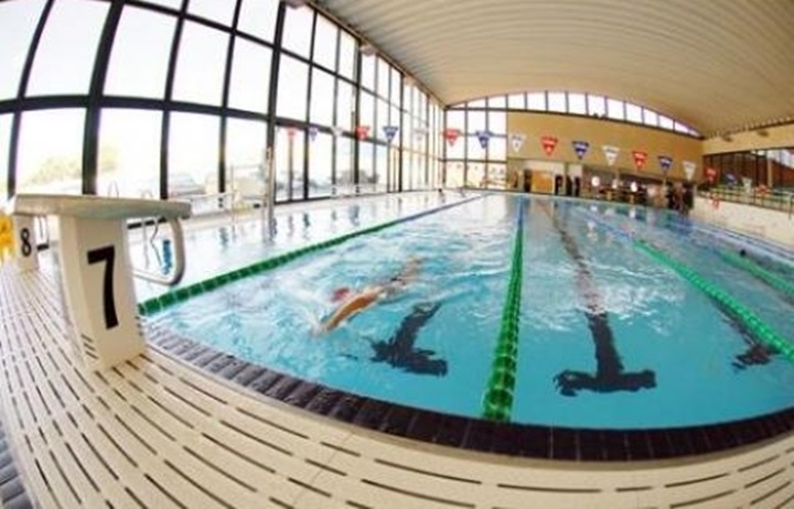 Imatge de la piscina del Complex Esportiu del Doctor Robert. Ajuntament del Vendrell