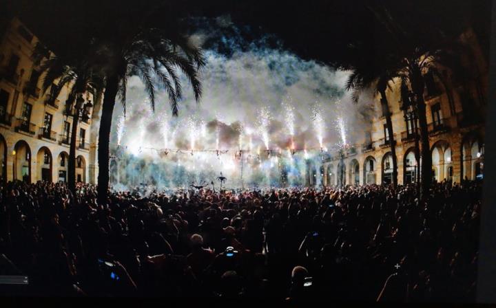 Imatge del sostre de foc del Correfoc de la Festa Major de Vilanova i la Geltrú. Ajuntament de Vilanova