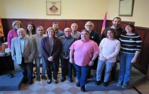 Imatge dels regidors de l'Ajuntament de Santa Margarida i els Monjos en la darrera sessió plenària del mandat. EIX
