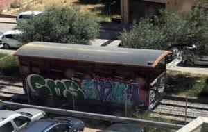 Indignació a Gelida per les pintades que han destrossat el recent restaurat funicular. Ajuntament de Gelida