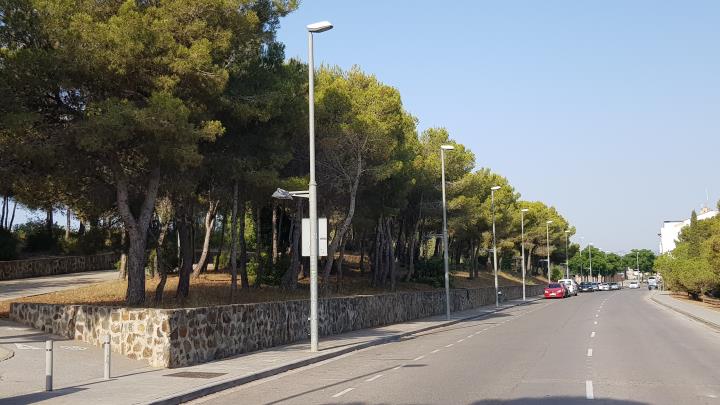 Investiguen un veí de Sant Pere de Ribes per la mort d’un gos que havia deixat una hora dins una furgoneta. Ajt Sant Pere de Ribes