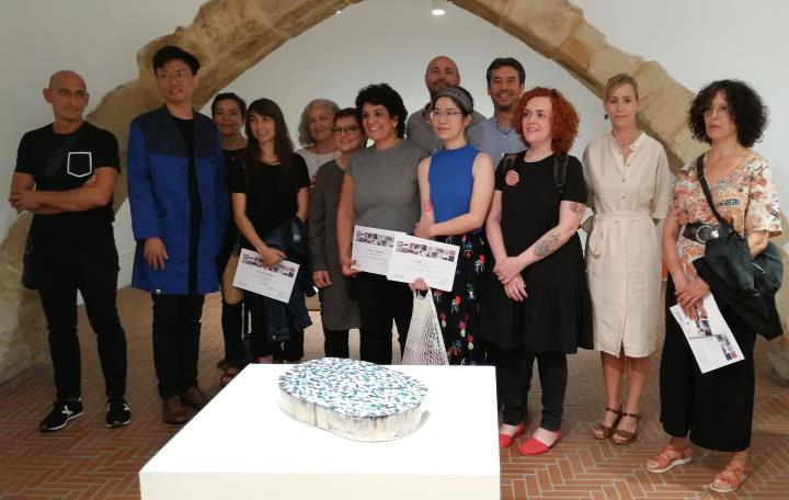 Ja es coneixen els premiats de la X Biennal de Ceràmica del Vendrell. Ajuntament del Vendrell