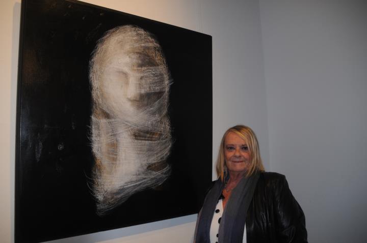 Katrina Hars guanya el XXXIII Premi de pintura Sanvisens i Stefano Dalle Vedove, el XXIII Premi d’escultura Pere Jou. Ajuntament de Sitges