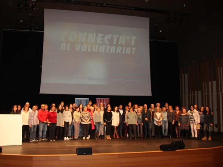 La Generalitat homenatja el voluntariat que dona vida a les entitats des de Vilanova. Ajuntament de Vilanova