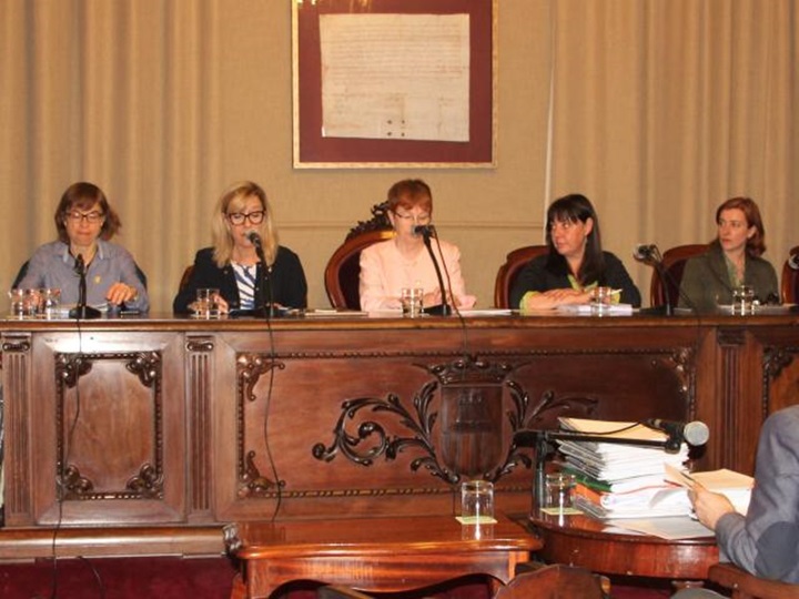 La mobilitat i els impostos van ser la principal font de queixes a la Defensora de la ciutadania de Vilanova el 2018. Ajuntament de Vilanova