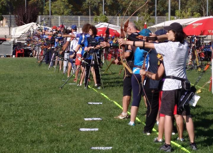 L'equip del Club Tir amb Arc Arquers del Montmell a Saragossa. Eix