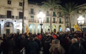 Manifestació a Vilanova contra les detencions pels talls de l'AVE l'aniversari de l'1-O