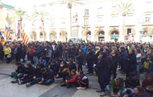 Manifestació a Vilanova per la vaga del 21-F