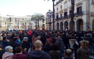 Manifestació a Vilanova per la vaga del 21-F