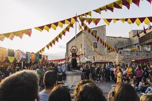 Més de 7.600 persones visiten l’edició del 2019 de la fira Sarroca Medieval. Ajt Sant Martí Sarroca