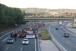 Milers de persones comencen el segon dia de les ‘Marxes per la Llibertat’ des de Vilafranca del Penedès. ACN