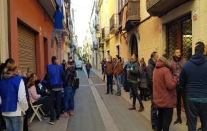 Mobilització ciutadana per aturar un nou desnonament a Vilanova i la Geltrú