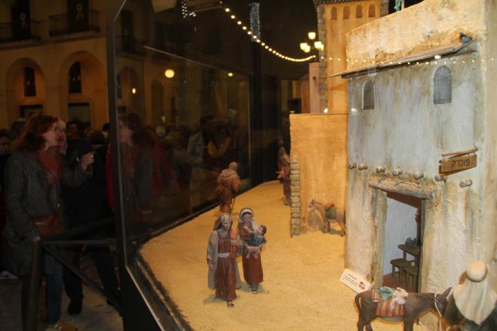 Pessebre a la plaça de la Vila de Vilanova. Ajt. de Vilanova