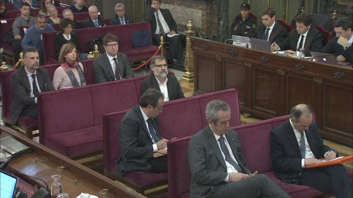 Pla general del banc dels acusats del judici de l'1-O al Tribunal Suprem el 10 d'abril del 2019. Tribunal Suprem