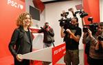 Pla obert de la cap de llista del PSC, Meritxell Batet, somrient en la valoració dels resultats del 28-A. ACN