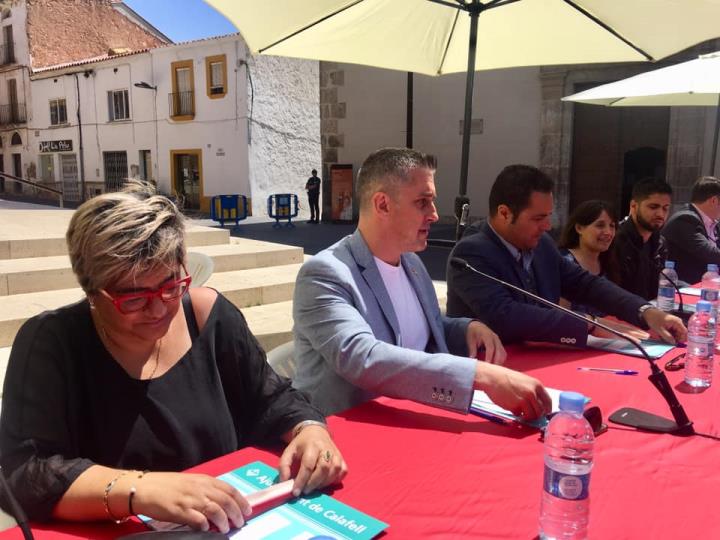 Ramon Ferré (PSC), investit novament alcalde de Calafell amb el suport de Podem i el PP. Ajuntament de Calafell