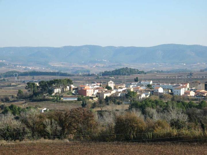 Santa Fe del Penedès. Eix