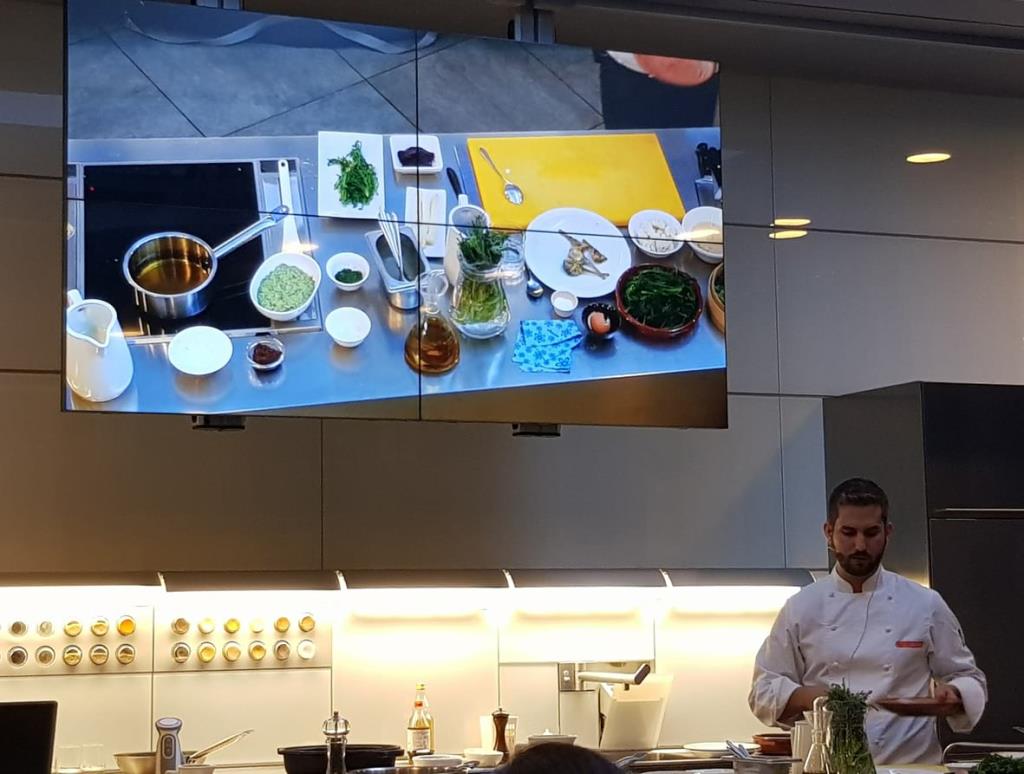 'Showcooking' de l'espigall del Garraf, a la Fundació Alícia