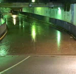 Sitges registra diverses incidències a conseqüència de la pluja i la forta pedregada