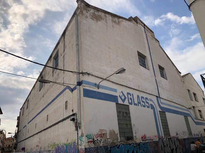 Surten a subhasta els terrenys de l'antiga indústria Glass, al centre de Vilanova i la Geltrú. EIX