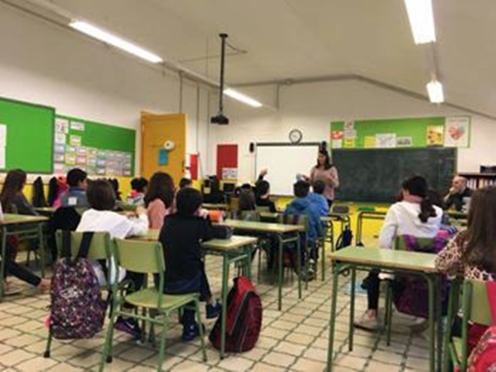 Torna a les escoles de Vilanova el projecte de prevenció de les conductes d'assetjament entre iguals o bullying. Ajuntament de Vilanova