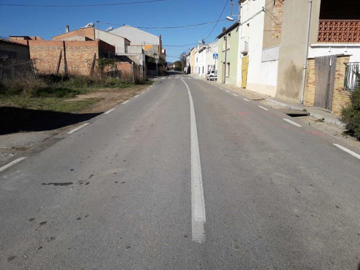 Travessera urbana de la BV-2154 al barri de Bonavista a Pla del Penedès . Diputació de Barcelona