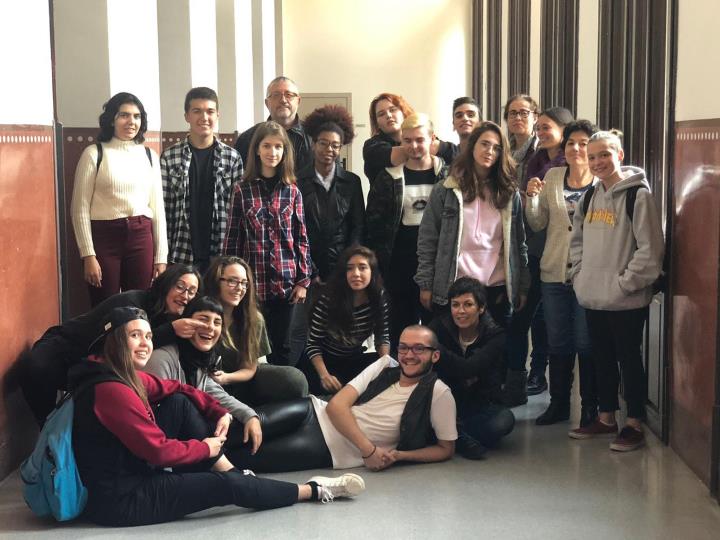 Un grup de joves LGTBI de Vilanova presenta el vídeo “Un cop de realitat” per visibilitzar el col·lectiu. Ajuntament de Vilanova