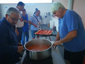 Un vermut popular, un showcooking i un sopar, activitats destacades de les jornades gastronòmiques de peix i marisc de Vilanova. Ajuntament de Vilanov