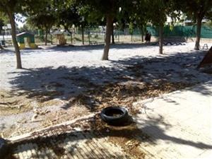 Uns vàndals cremen i destrosses l'escola Canigó de Vilanova 