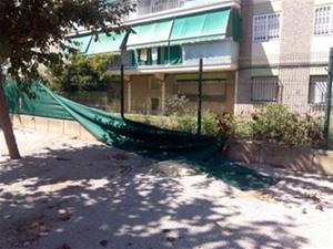 Uns vàndals cremen i destrosses l'escola Canigó de Vilanova 