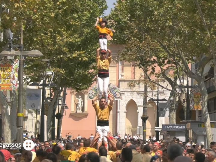 Vilanova incorpora el pilar caminant dels Bordegassos al Protocol de Festa Major. Bordegassos