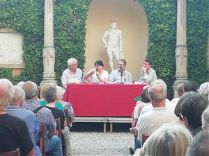 Xavier Orriols i Francesca Roig recullen en un llibre els orígens inèdits de la Festa Major de Vilanova i la Geltrú. Aroa Tort