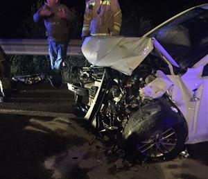 Accident greu a la rotonda de l'autopista C-32 a Calafell. Ajuntament de Calafell