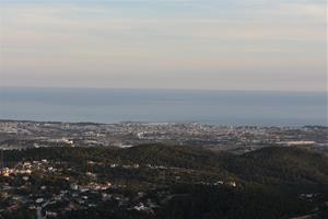 Ampli dispositiu de recerca per localitzar un jove de 15 anys que s'havia perdut al Pic de l'Àliga. Policia local de Vilanova