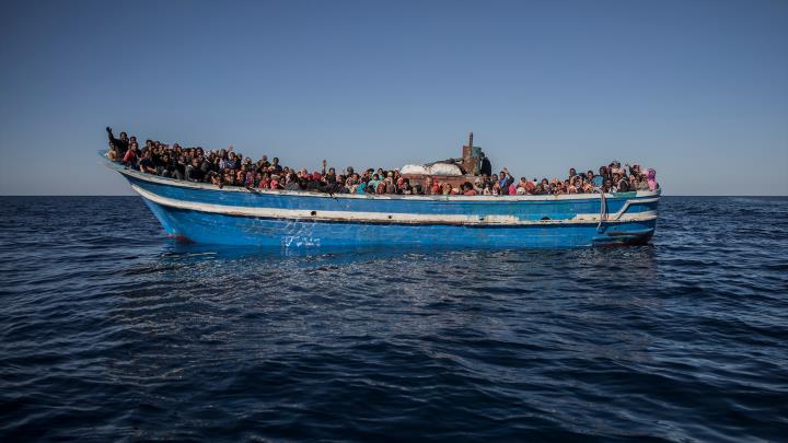 Arriba als cinemes ‘Cartas mojadas’, el documental sobre Open Arms i el drama migratori al Mediterrani. EIX