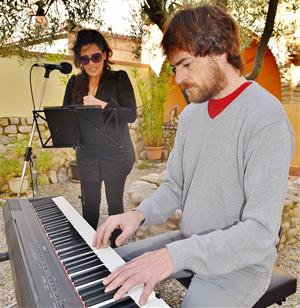 Bàrbara Scuderi i Jordi Triquell publiquen un primer disc de poesia i piano, en edició limitada . EIX