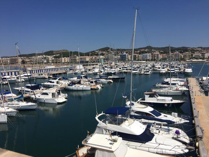 Calafell prepara canvis al Port per potenciar-lo comercialment i fer-lo més accessible. Ajuntament de Calafell